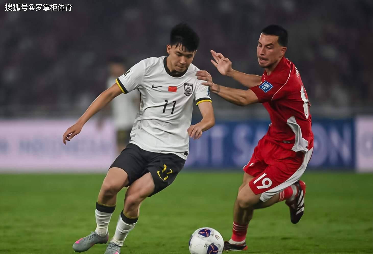 乌兹别克斯坦晋级世界杯！国足颜面往哪放？一眼看不到世界杯影子