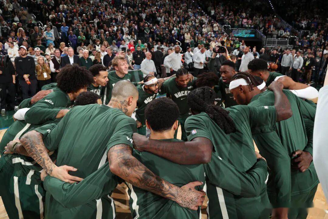 NBA常规赛前瞻：密尔沃基雄鹿 vs 多伦多猛龙